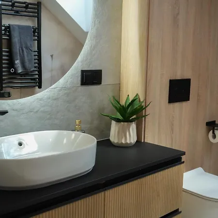 Na Wylacznosc Z Jacuzzi - Natura Anastazewo Вілла *